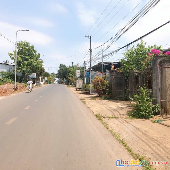 Cần bán nhanh lô đất 200m2 nằm ngay chợ tân thành, liền kề kcn đồng xoài 1,2