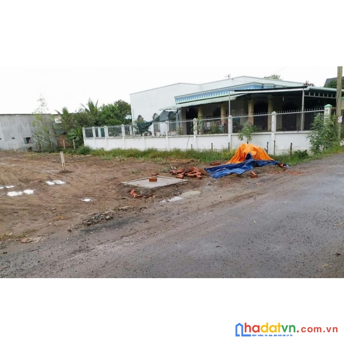 Chính chủ cần bán: dt 360m2 ngang 10m đường vĩnh lộc xã vĩnh lộc b