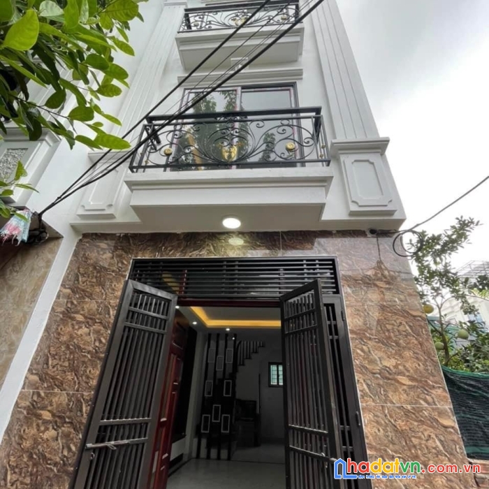 Nhà độc lập gần ngay ủy ban xã đại thành, 100m ra đường liên huyện 