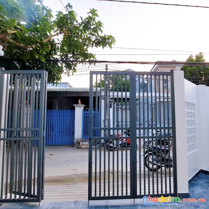 Nhà mới hoàn thiện ở tây ninh, đường ô tô đi