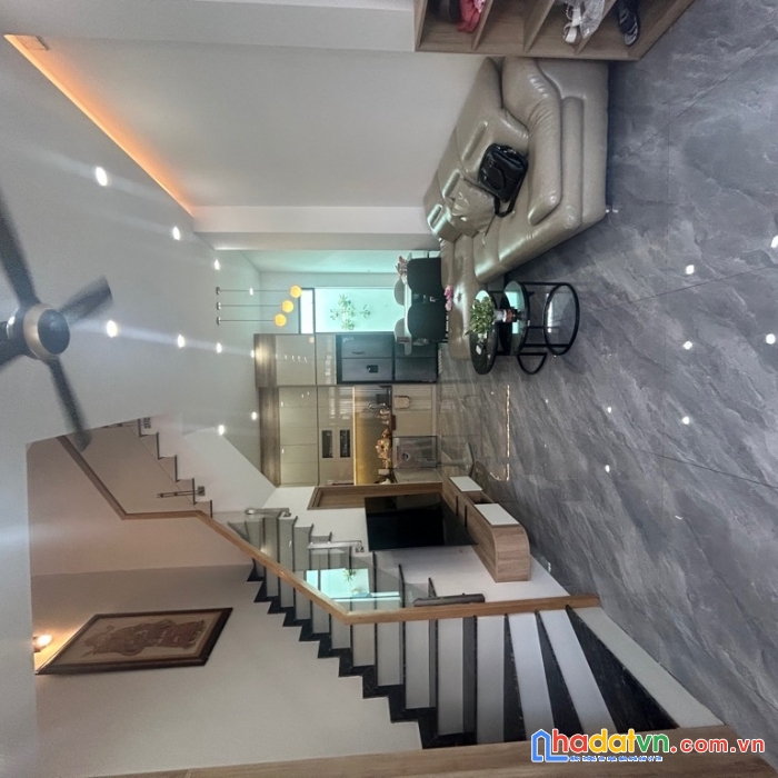 Bán nhà hxh đình nghi xuân, bình tân, 51m2, 4 tầng, 4pn, giá 5,8 tỷ