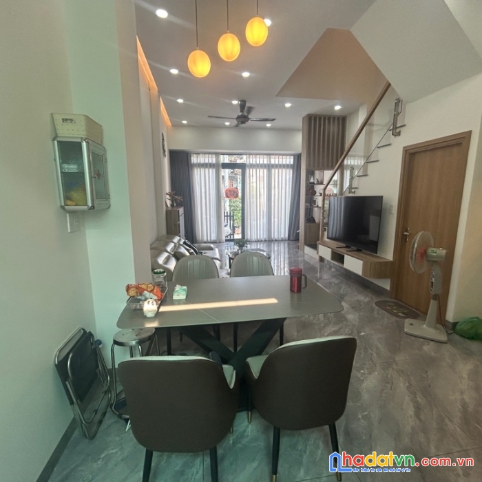 Bán nhà hxh đình nghi xuân, bình tân, 51m2, 4 tầng, 4pn, giá 5,8 tỷ