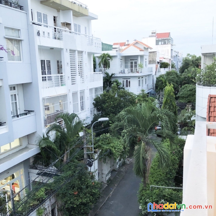 Bán villa mini mặt tiền đường số 6,thảo điền- quận 2, dt: 10x11. giá: 19 tỷ