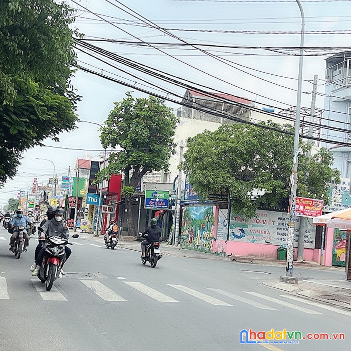 280m2, 8m x 35m giá mặt tiền đường mà chỉ hơn 80 triệu/m2