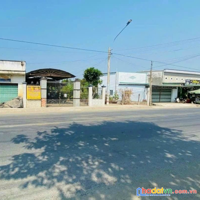 Rất rất cần thanh khoản gấp lô đất ở mai bá hương, bình chánh 140m2, giá 2,2 tỷ .
