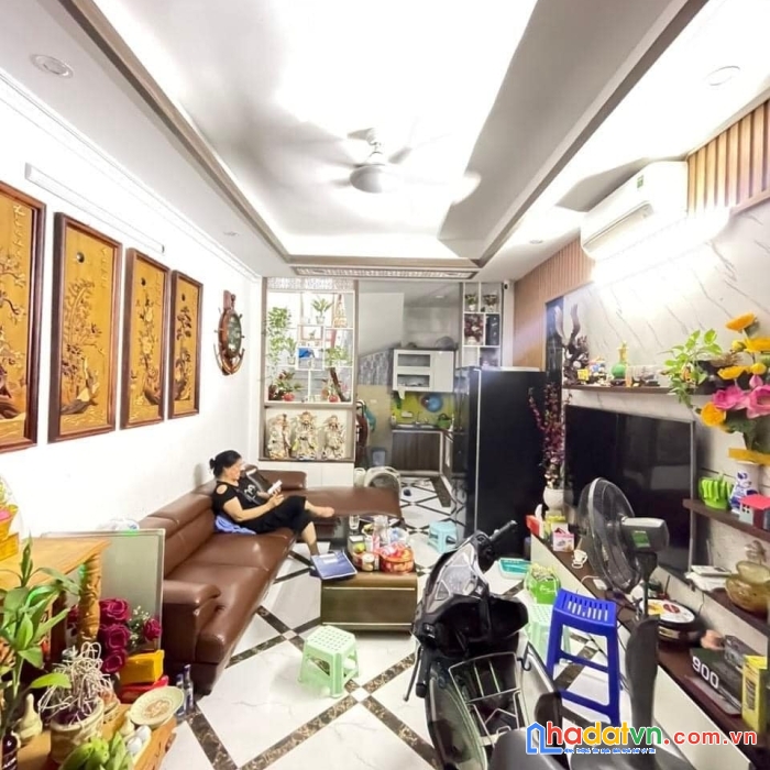 Bán nhà phố minh khai, hai bà trưng 32m, 5 tầng