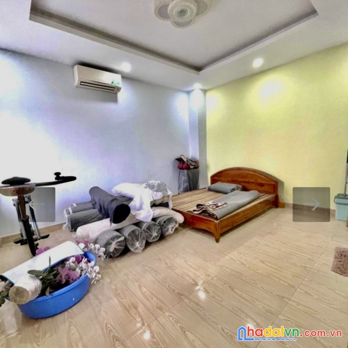  lô góc 2 mặt tiền trải nhựa, đường bàn cờ, có thang máy tiện