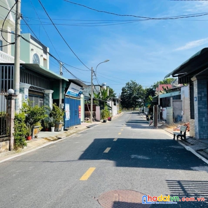 Chủ đất kẹt tiền cần bán gấp ở thị trấn đức hòa, võ văn ngân 110m2, shr