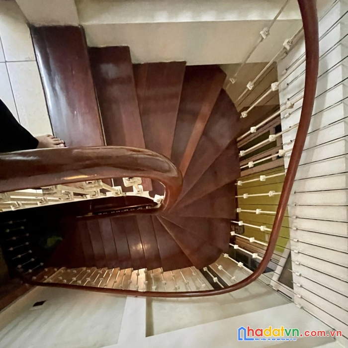 Bán nhà phố bạch mai, hai bà trưng 63m, 5 tầng. giá: 9 tỷ