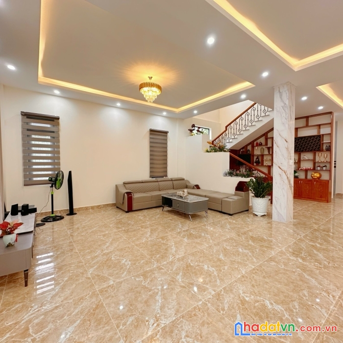 Bán 1,2ha đất rộng cùng biệt thự triệu đô mê linh chỉ 24tỉ, nhanh lẹ 