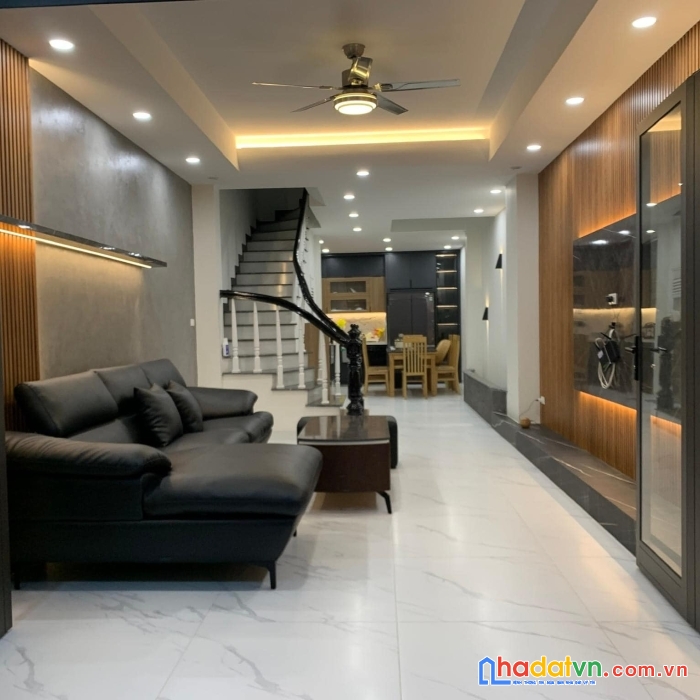 Bán nhà phố minh khai, hoàng mai 64m, 4 tầng