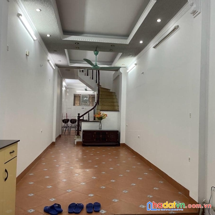 Bán nhà phố minh khai, hai bà trưng 50m, 4 tầng. gái: 6.6 tỷ