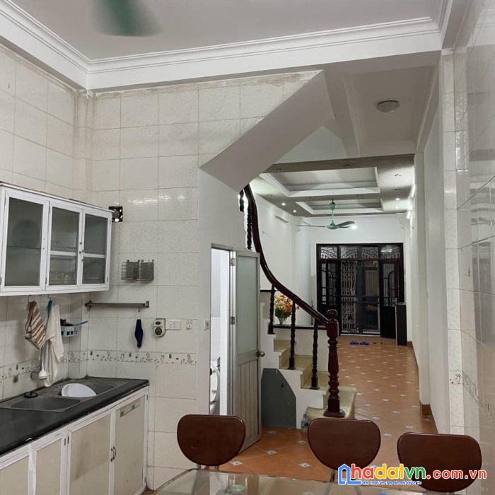 Bán nhà phố minh khai, hai bà trưng 50m, 4 tầng. gái: 6.6 tỷ