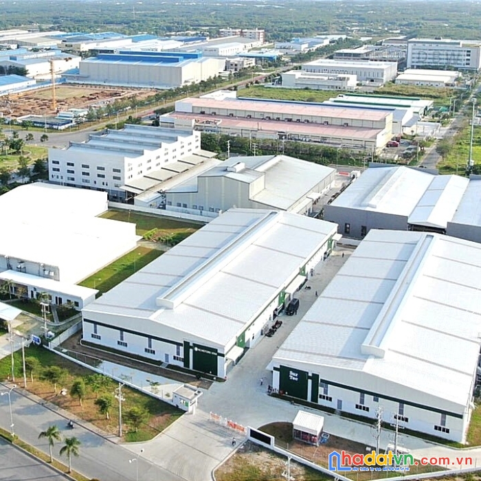 
đất vành đai khu công nghiệp becamex chơn thành giá rẻ. đất thổ cư, sổ sẵn, chỉ 250tr 
