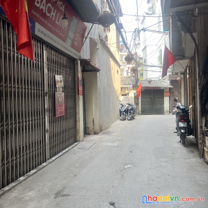 Nhà phố minh khai, hai bà trưng 40m, 6 tầng. giá: 8.8 tỷ