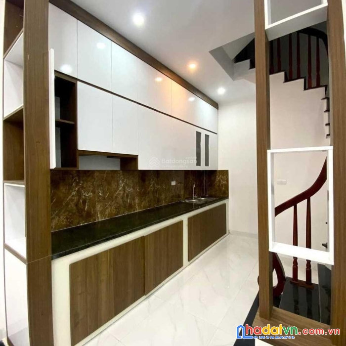 Còn đâu rẻ hơn khi sở hữu căn nhà 3 tầng, 50m2, ôtô tới cửa
