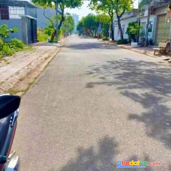 Bán đất ngộp ở võ văn ngân , thị trấn đức hòa, 110m2, giá 1 tỷ 5.