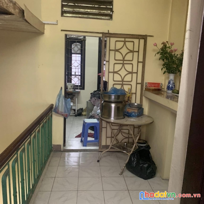 Bán nhà phố minh khai, hai bà trưng 35m, 3 tầng. giá: 7.15 tỷ