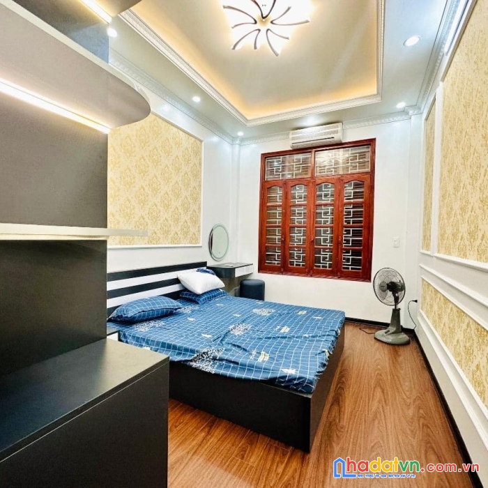 Bán nhà phố kim ngưu, hai bà trưng 23m, 5 tầng. giá: 4.1 tỷ