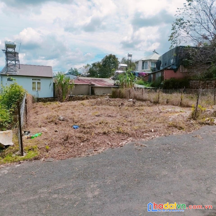 Bán 233m2 đất ở đô thị đà lạt, gần ngã 5 đại học, sổ riêng xây dựng