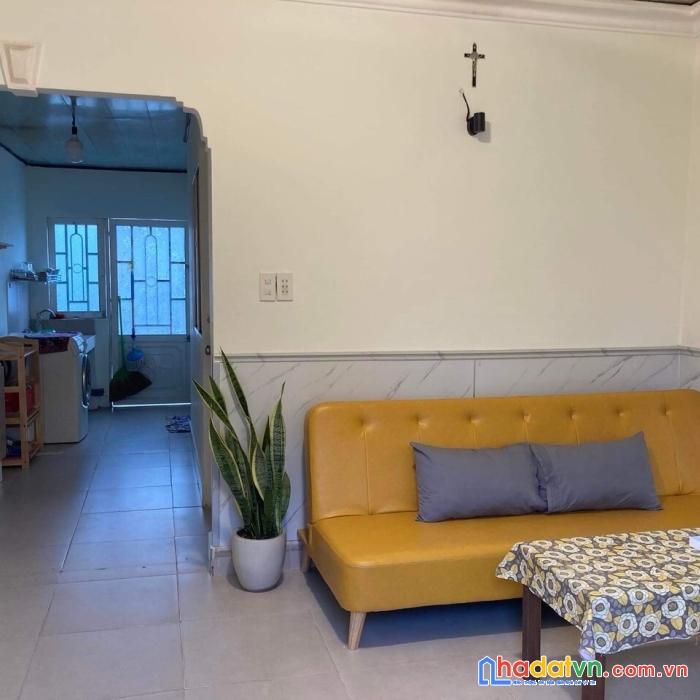 Cần bán nhà trung tâm đà lạt, đường ô tô nhà chung 2tỉ5, lh 0888-113-882