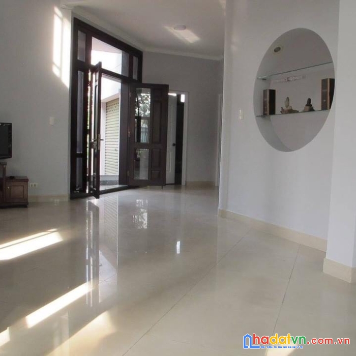Bán căn villa mini làng báo chí - thảo điền. dt: 10x11. giá: 19 tỷ