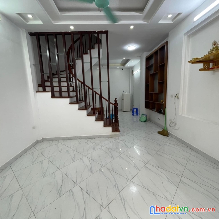 Bán nhà phố trương định, hoàng mai 45m, 5 tầng. giá: 7.5 tỷ