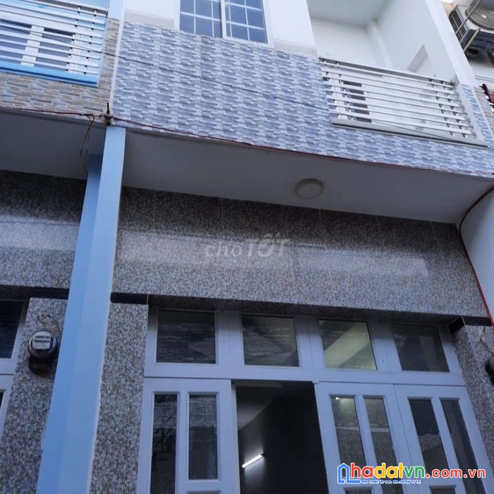 Nhà mới xây, 3x8m 1 trệt, 1 lầu, 2 phòng,tolet lê văn lương nối dài