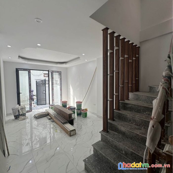 Nhà 54m2 3t, oto đỗ gần , tt đại thành khu dân cư sầm uất, chỉ 2,7 tỷ