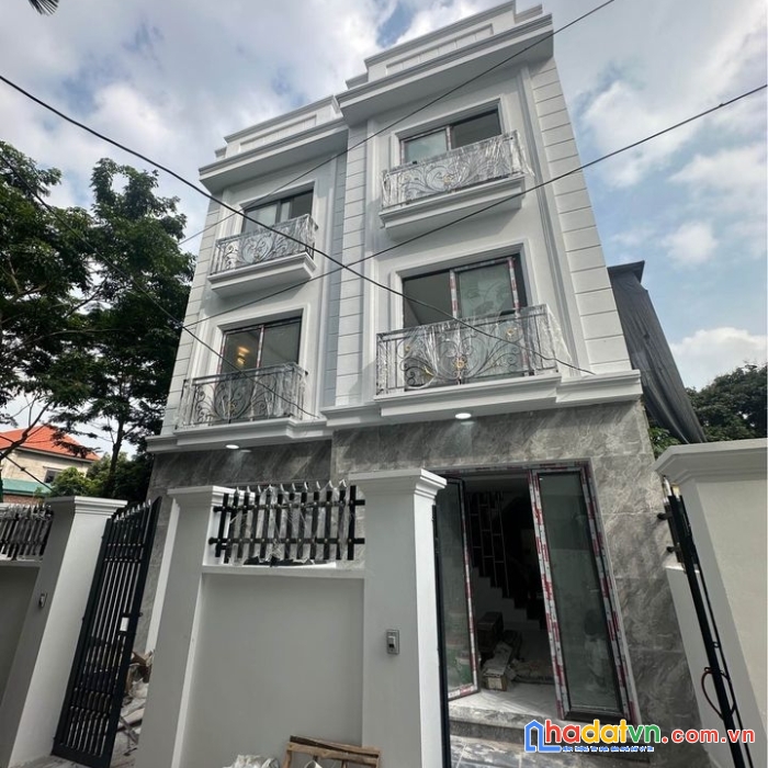 Nhà 54m2 3t, oto đỗ gần , tt đại thành khu dân cư sầm uất, chỉ 2,7 tỷ