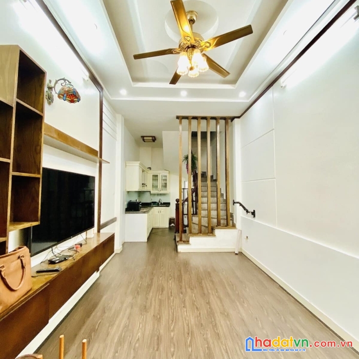 Bán nhà phố trương định, hoàng mai 36m, 5 tầng. giá: 4.75 tỷ