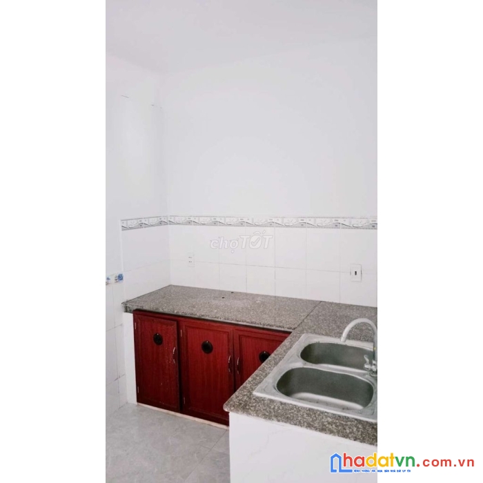 1 lầu 2 phòng,3.5x8m,1.19t.. giếng trời thoáng, hẻm lớn, lê văn lương