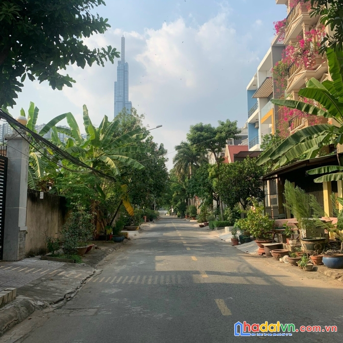 Cần bán gấp lô đất view sông sg- land mark 81, đường 33- trần não. dt: 10.5 x30m ( tổng dt: 305m2)