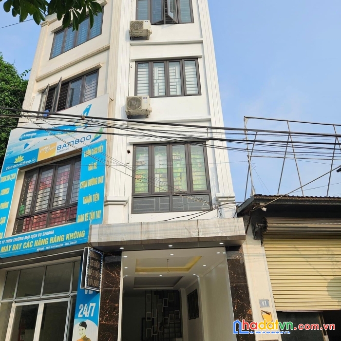 Nhà đẹp mặt phố dân xây 4.5 tầng x 31m2 kinh doanh buôn bán ngày đêm xe oto tải đỗ cửa