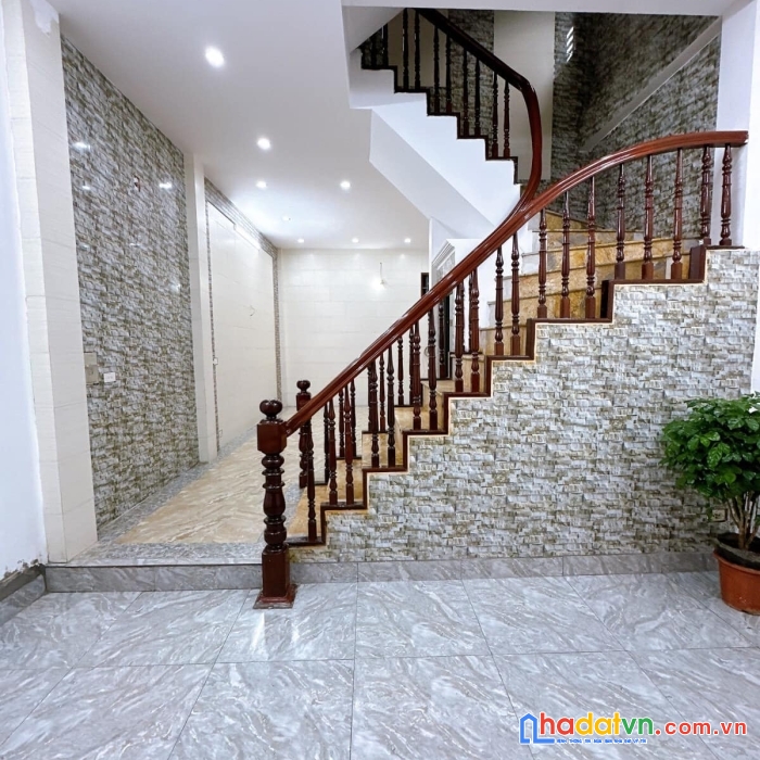 Bán nhà phố trương định, hoàng mai 40m, 4 tầng. giá: 4.95 tỷ