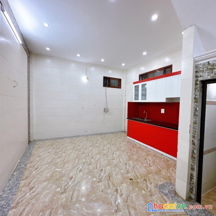 Bán nhà phố trương định, hoàng mai 40m, 4 tầng. giá: 4.95 tỷ