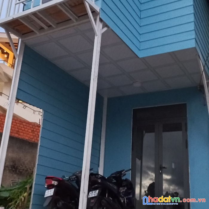 Bán nhà nhỏ trung tâm đà lạt. gần chợ, trường học, chợ đêm, hồ xuân hương, 1.020t, lh 0888.113.882 