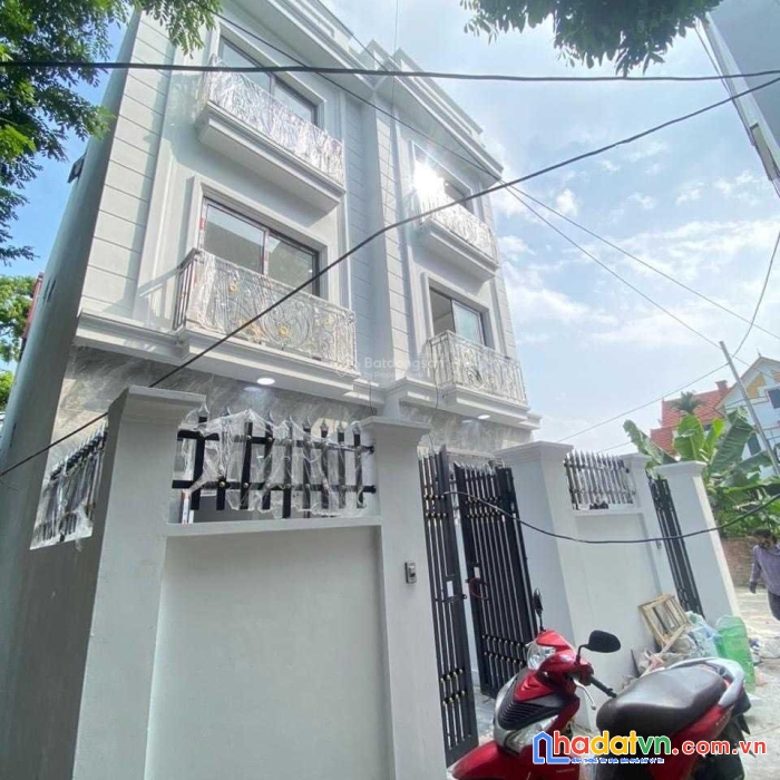 Cực hot! nhà 2.78tỷ * (50m2) , ôtô đỗ cửa,cạnh ubnd xã đại thành