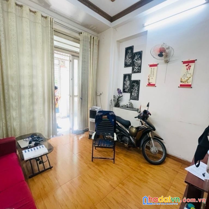 Nhà tốt giá rẻ ngay khúc quang trung gò vấp giá 3.55 tỷ còn tặng nội thất
