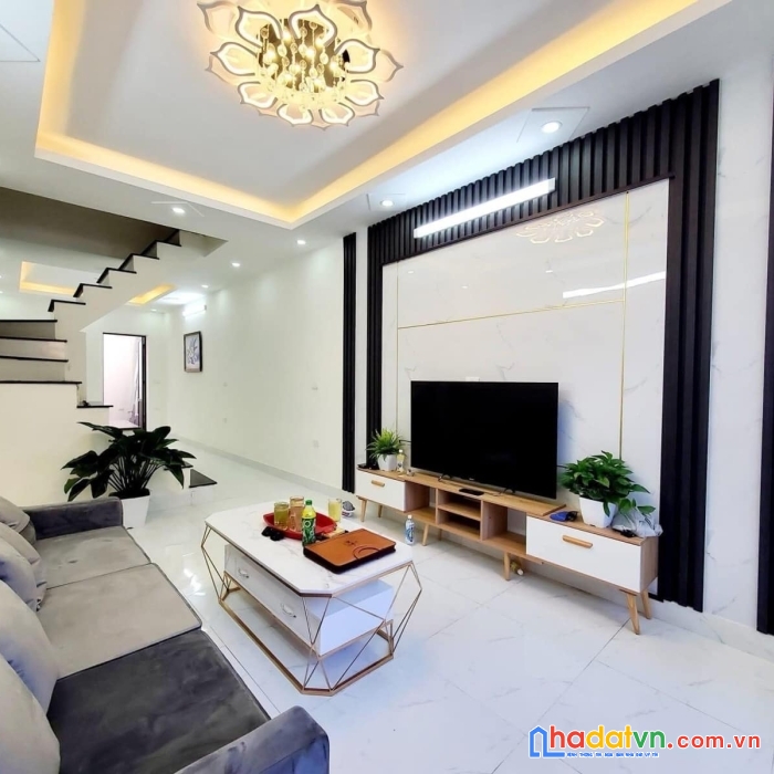 Bán nhà phố minh khai, hoàng mai 55m, 3 tầng. giá: 7.5 tỷ