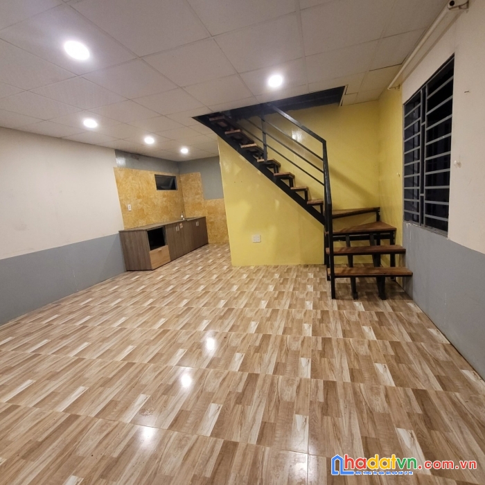 Bán nhà trung tâm đà lạt, đường hẻm xe máy cách mạng tháng tám