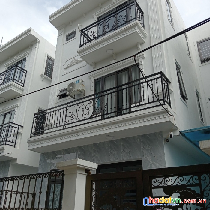 Nhà đẹp-bán nhà 3t*48m2, ôtô đỗ cửa, khu trung tâm xã đại thành, gần kđt đô nghĩa