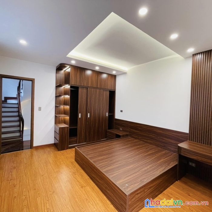 Bán nhà phố minh khai, hoàng mai 31m, 4 tầng. giá: 7.95 tỷ