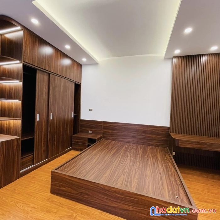 Bán nhà phố minh khai, hoàng mai 31m, 4 tầng. giá: 7.95 tỷ