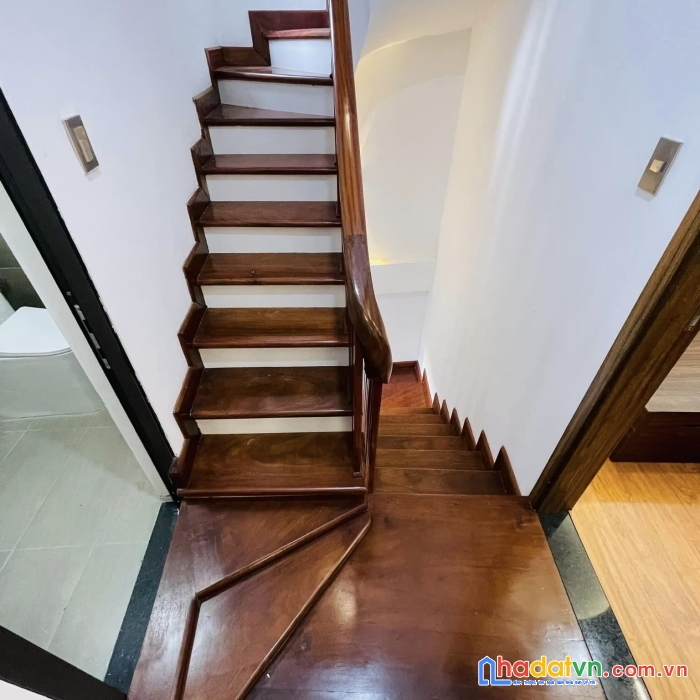 Bán nhà phố minh khai, hoàng mai 31m, 4 tầng. giá: 7.95 tỷ