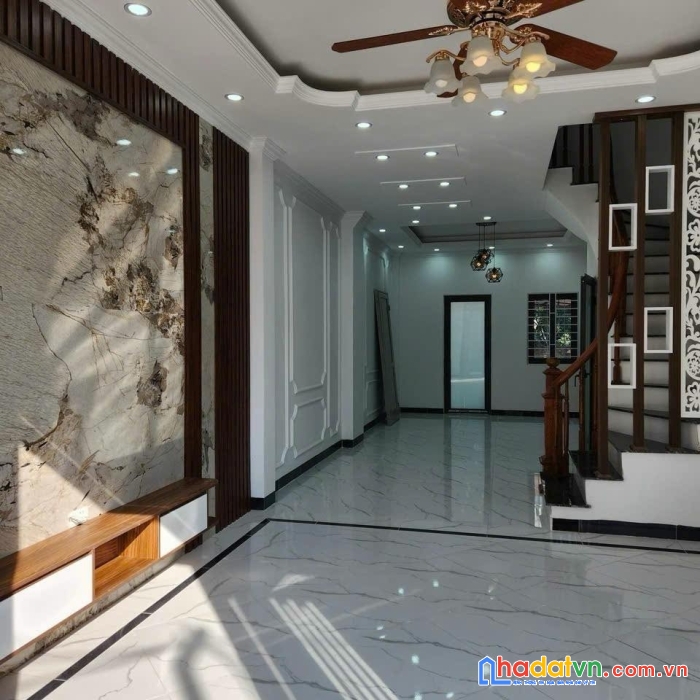 Siêu phẩm cụm 9 căn 3t*41m2-42m2, ôtô đỗ cửa, ngay chợ, ubnd