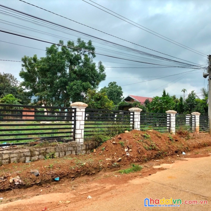 Bán 823m2 đất tà nung tp đà lạt, 2 mặt tiền, nở hậu, sổ riêng xây dựng, có đất ở thổ cư, 9tỉ, lh 0888-113-882