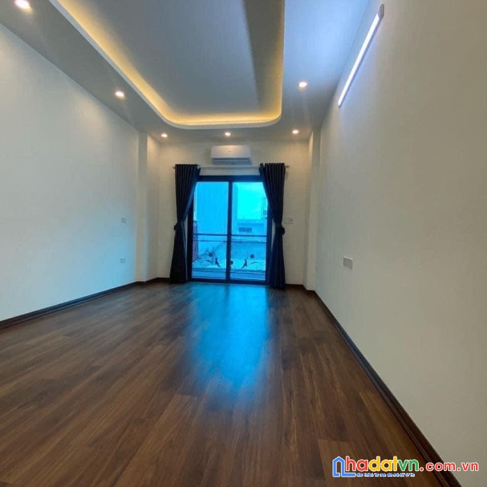 Lô góc 4t*40,2m2, ôtô đỗ oánh võng, ngay chợ, ubnd, tt y tế xã đại thành