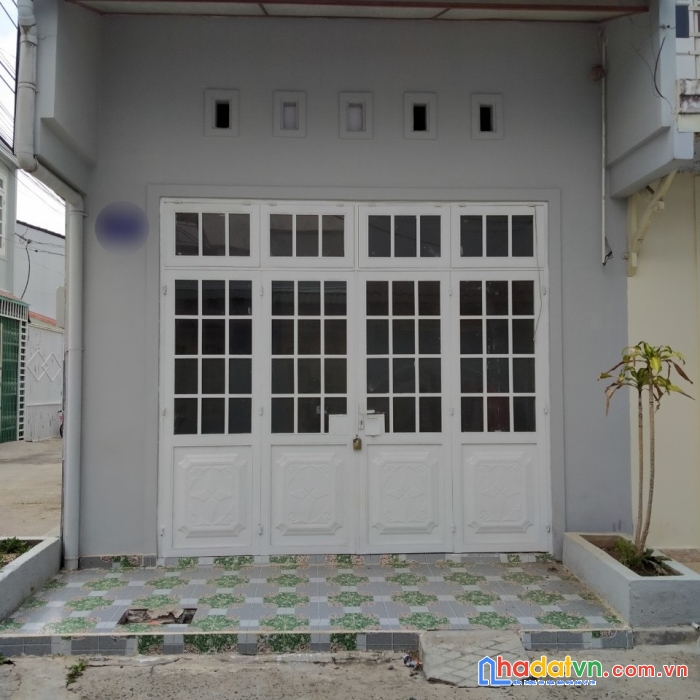 Cần bán nhà full đất ở đô thị trung tâm đà lạt, srxd, 2 mặt tiền, 5tỉ5, lh 0888-113-882 