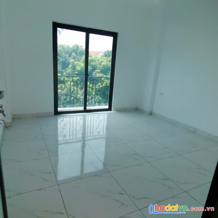 Siêu hiếm 2.25tỷ*40m-full nội thất-cách 10m ra đường oto-10p ra đh phenika